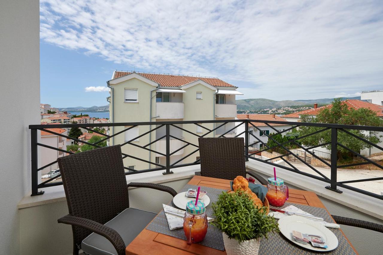 Apartmani Kelava Trogir Exterior foto